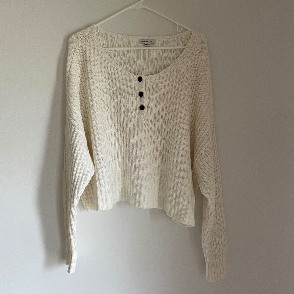 White American Eagle Sweater